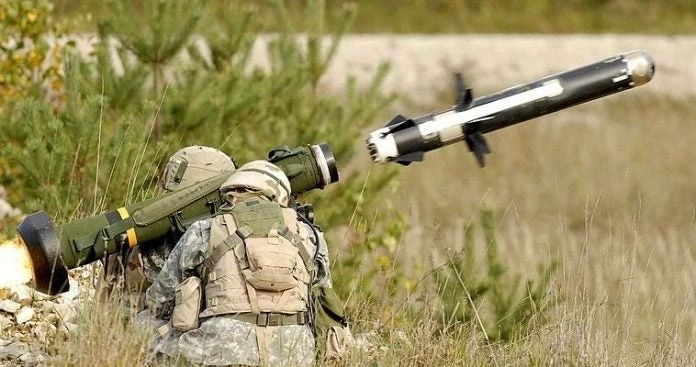 Παραμένει η ένταση στην ανατολική Ουκρανία – «Τα Javelin δεν θα αλλάξουν την στρατιωτική ισορροπία»